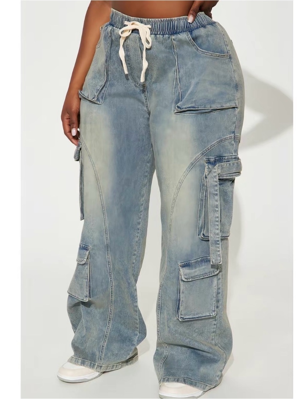 Fashion Nova Washed Light Blue Wide-Leg Cargo Jeans - Picture 2 of 6